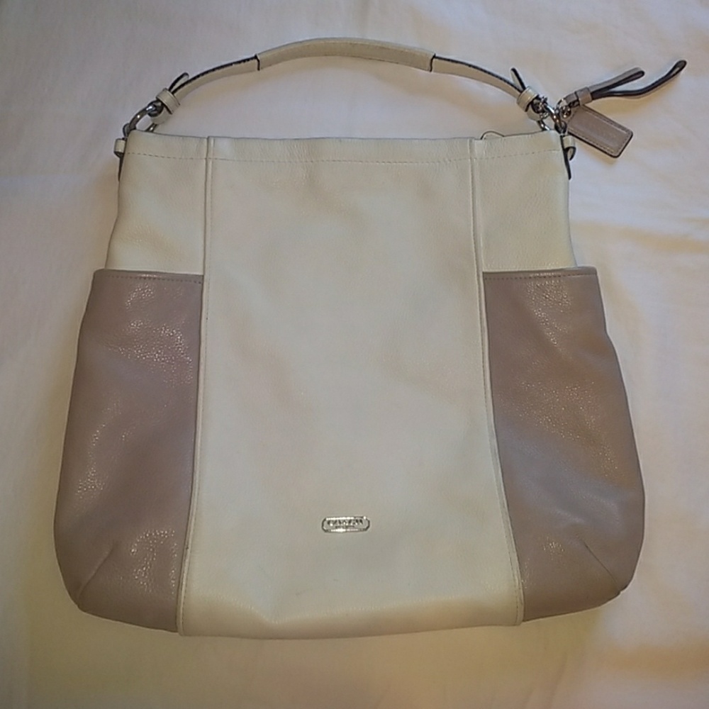 Off White Beige Coach Leather Purse + Side Pockets